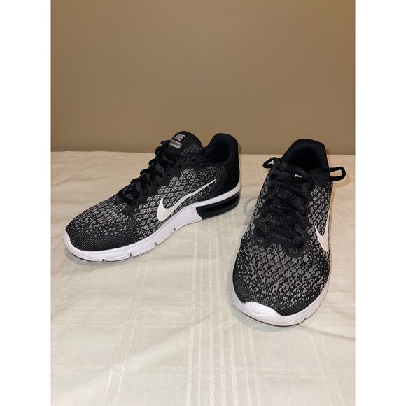 Nike Air Max Sequent 2 Womens Workout Running Sneaker Shoe Size 7 - Picture 1 of 9